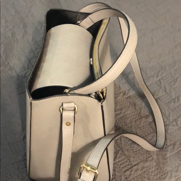 Zara handbag like new! - Picture 2 of 3